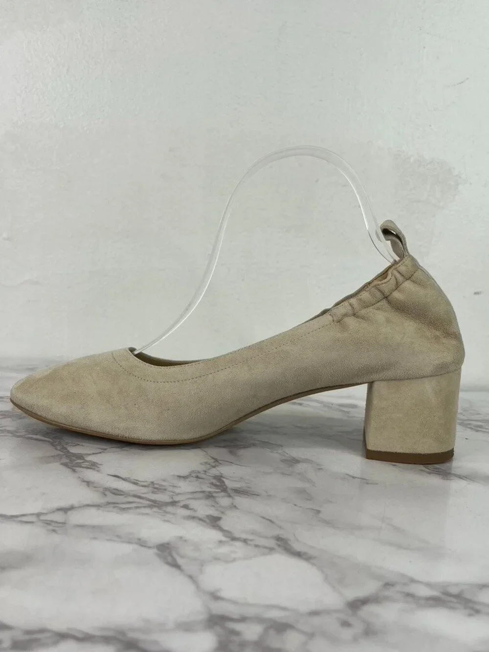 Everlane women taupe